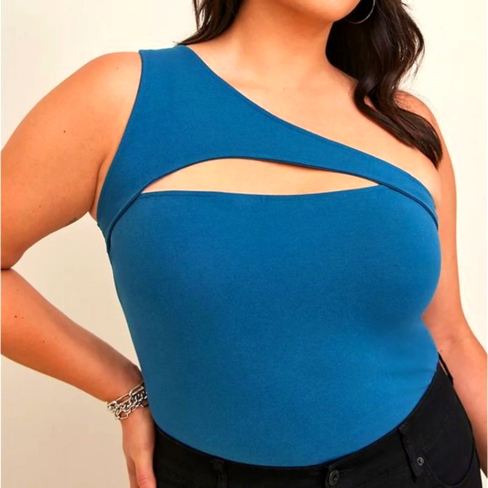 ❤️NWT TORRID CUTOUT ONE SHOULDER TOP CAMI TANK FITTED BLUE - SIZE 3X